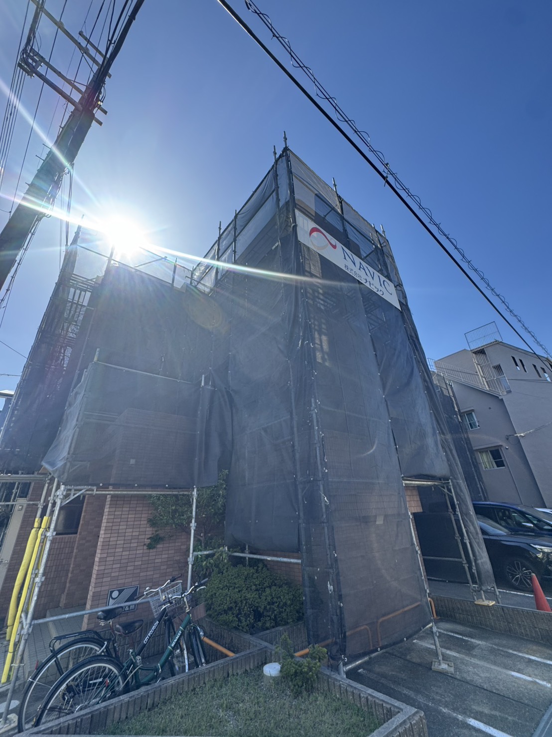 西宮市 ヴェルデ樋口 改修工事用仮設足場施工写真