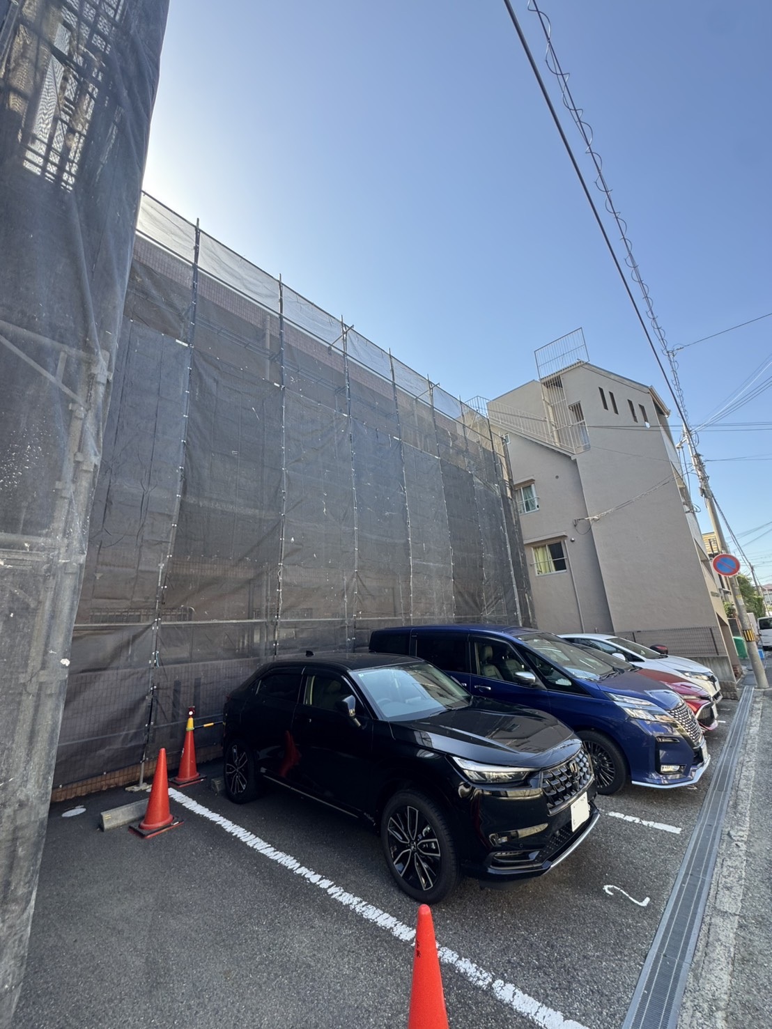 西宮市 ヴェルデ樋口 改修工事用仮設足場施工写真